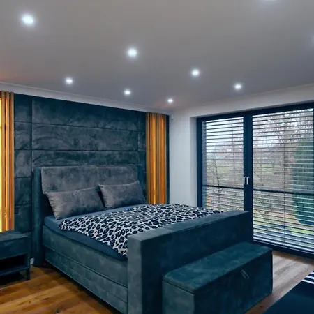 With Outdoor Heated Pool, Sauna And Fireplace Cavalaire-sur-Mer